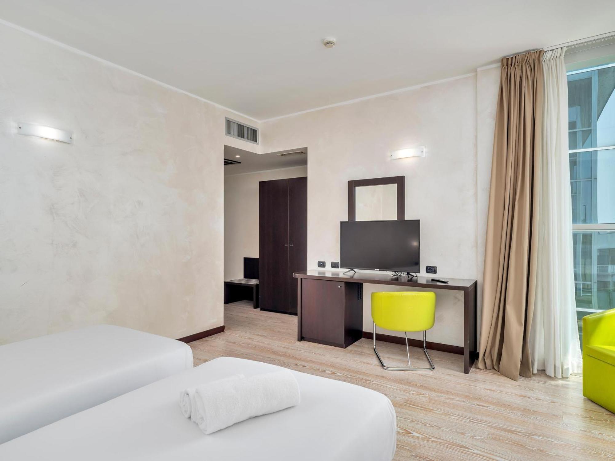 Cassano dʼAdda B&B Hotel Park Hotel Cassano מראה חיצוני תמונה