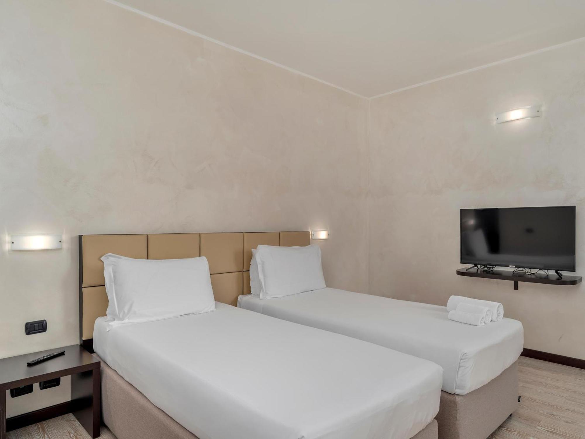 Cassano dʼAdda B&B Hotel Park Hotel Cassano מראה חיצוני תמונה